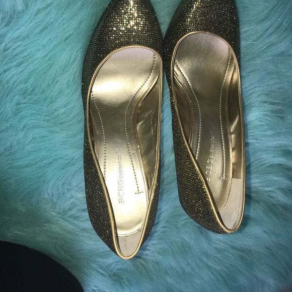 Heels - Picture 3 of 3